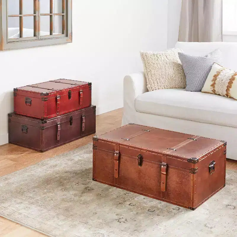 Olivia & May Coffre de table basse rectangulaire en similicuir rustique marron : Solution de rangement d'inspiration vintage, aucun assemblage requis