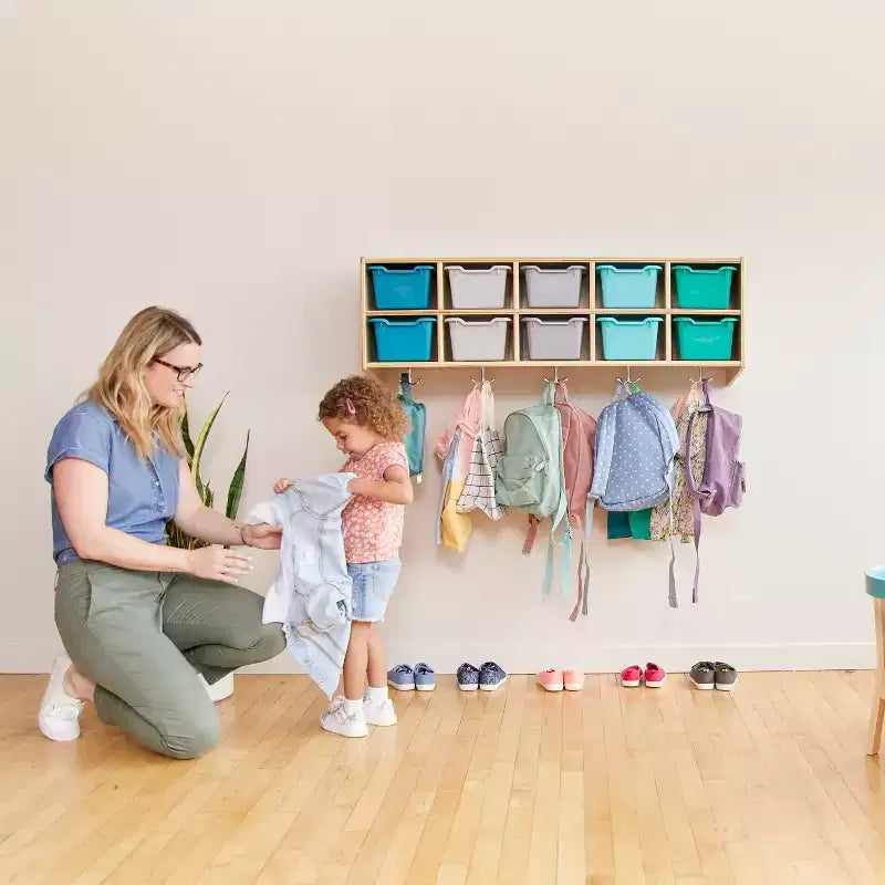 Vestiaire suspendu ECR4Kids Streamline à 10 sections avec 10 bacs à façade incurvée, espace de rangement casier