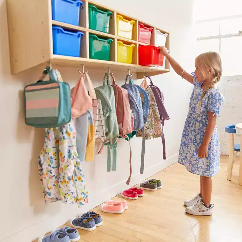 Vestiaire suspendu ECR4Kids Streamline à 10 sections avec 10 bacs à façade incurvée, espace de rangement casier