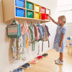 Vestiaire suspendu ECR4Kids Streamline à 10 sections avec 10 bacs à façade incurvée, espace de rangement casier