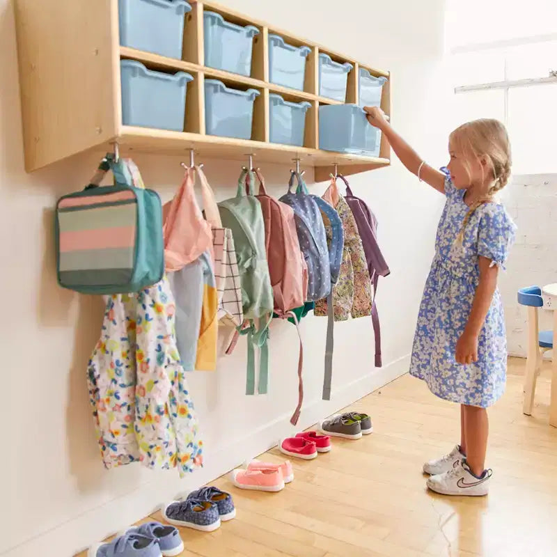 Vestiaire suspendu ECR4Kids Streamline à 10 sections avec 10 bacs à façade incurvée, espace de rangement casier