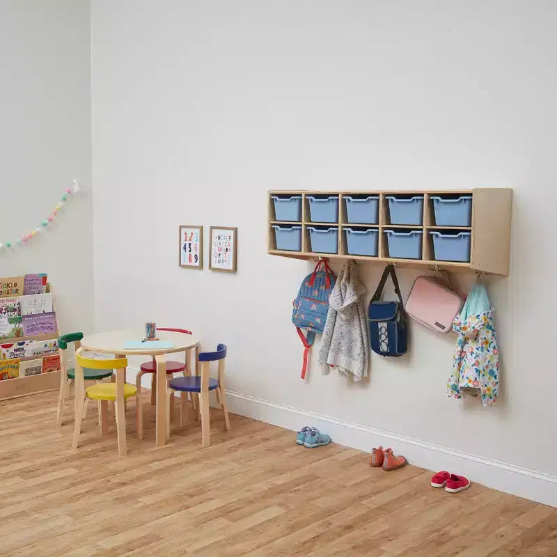 Vestiaire suspendu ECR4Kids Streamline à 10 sections avec 10 bacs à façade incurvée, espace de rangement casier