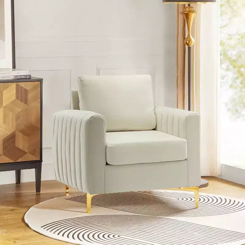 Fauteuil club capitonné contemporain en bois Iapygia avec pieds en métal pour chambre et salon | ART OF LIVING DESIGNS