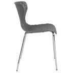 Lot de 4 chaises empilables Emma and Oliver en plastique au design contemporain