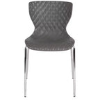 Lot de 4 chaises empilables Emma and Oliver en plastique au design contemporain