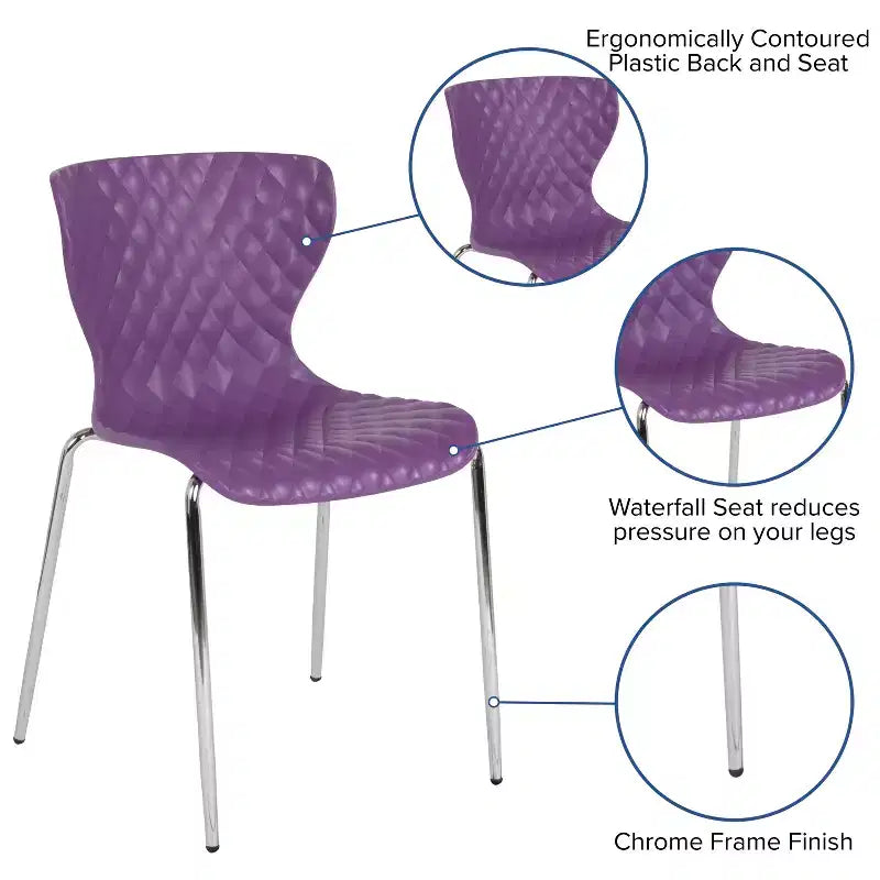 Lot de 4 chaises empilables Emma and Oliver en plastique au design contemporain
