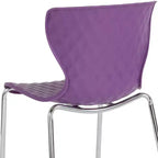 Lot de 4 chaises empilables Emma and Oliver en plastique au design contemporain