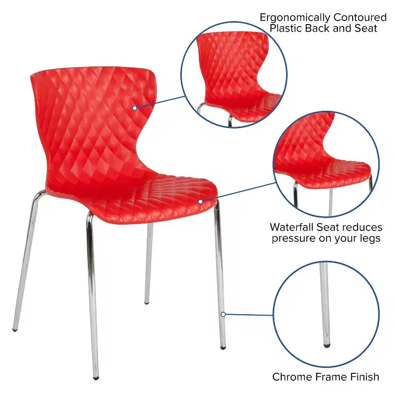 Lot de 4 chaises empilables Emma and Oliver en plastique au design contemporain