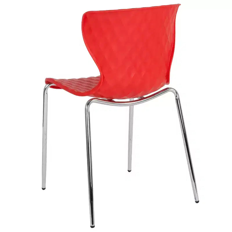 Lot de 4 chaises empilables Emma and Oliver en plastique au design contemporain