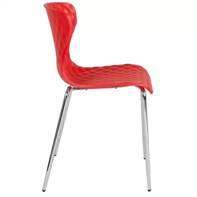 Lot de 4 chaises empilables Emma and Oliver en plastique au design contemporain