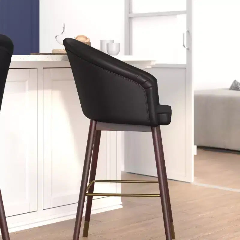 Tabouret de bar rembourré Emma et Oliver avec cadre en bois